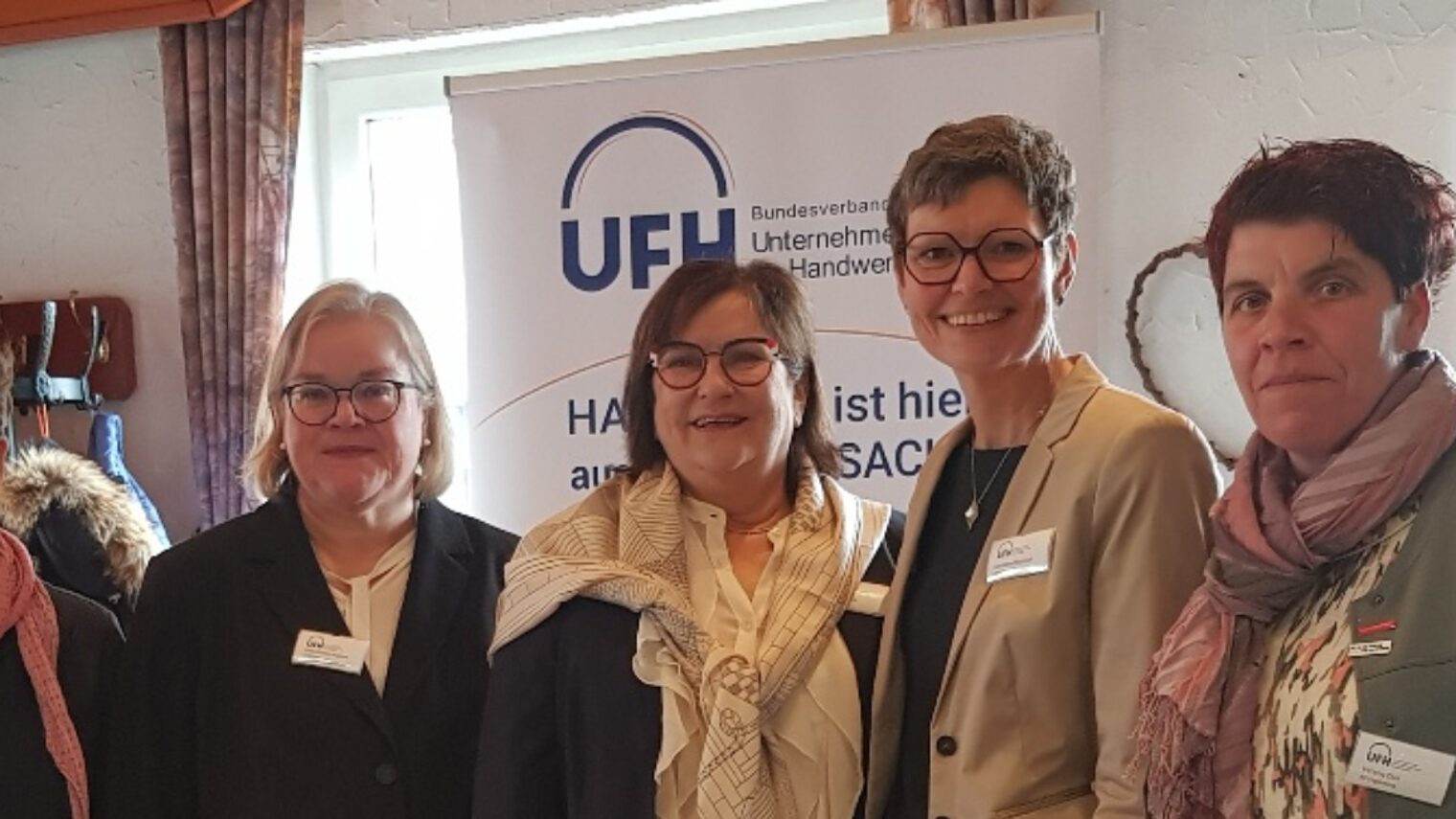 UFH Vorstand 2025 (von links) Christine Maurer, Jutta Zimmer-Kappes, Elvira Spörck, Christine Oestreich und Verena Diehl