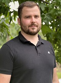 Portraitfoto von Philipp Weinkauf, Preisträger MÖBEL-SKULPTUREN